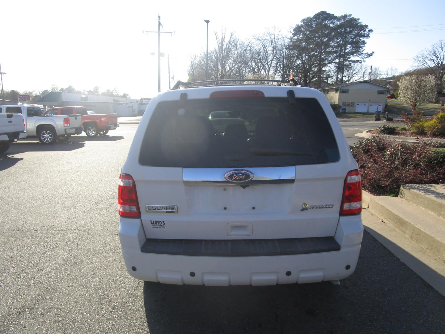 2012 WHITE Ford Escape Hybrid ESCAPE HYBRID (1FMCU4K33CK) , located at 1814 Albert Pike Road, Hot Springs, AR, 71913, (501) 623-1717, 34.494228, -93.094070 - Photo#3